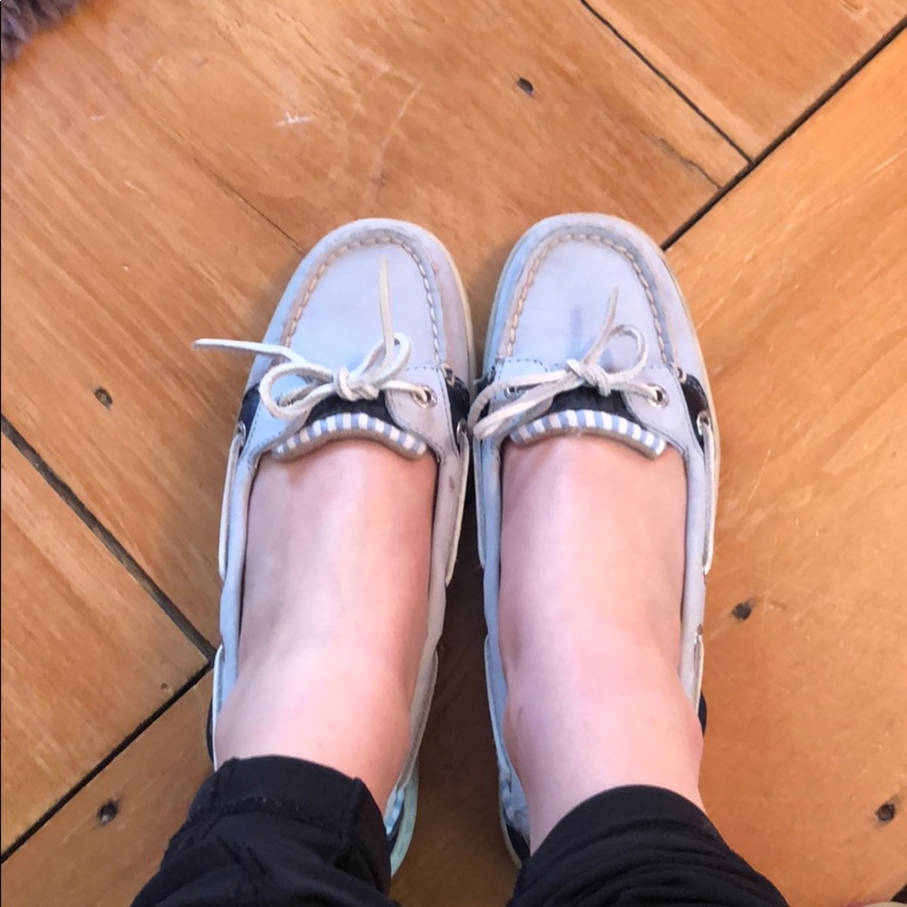 Light blue sperrys